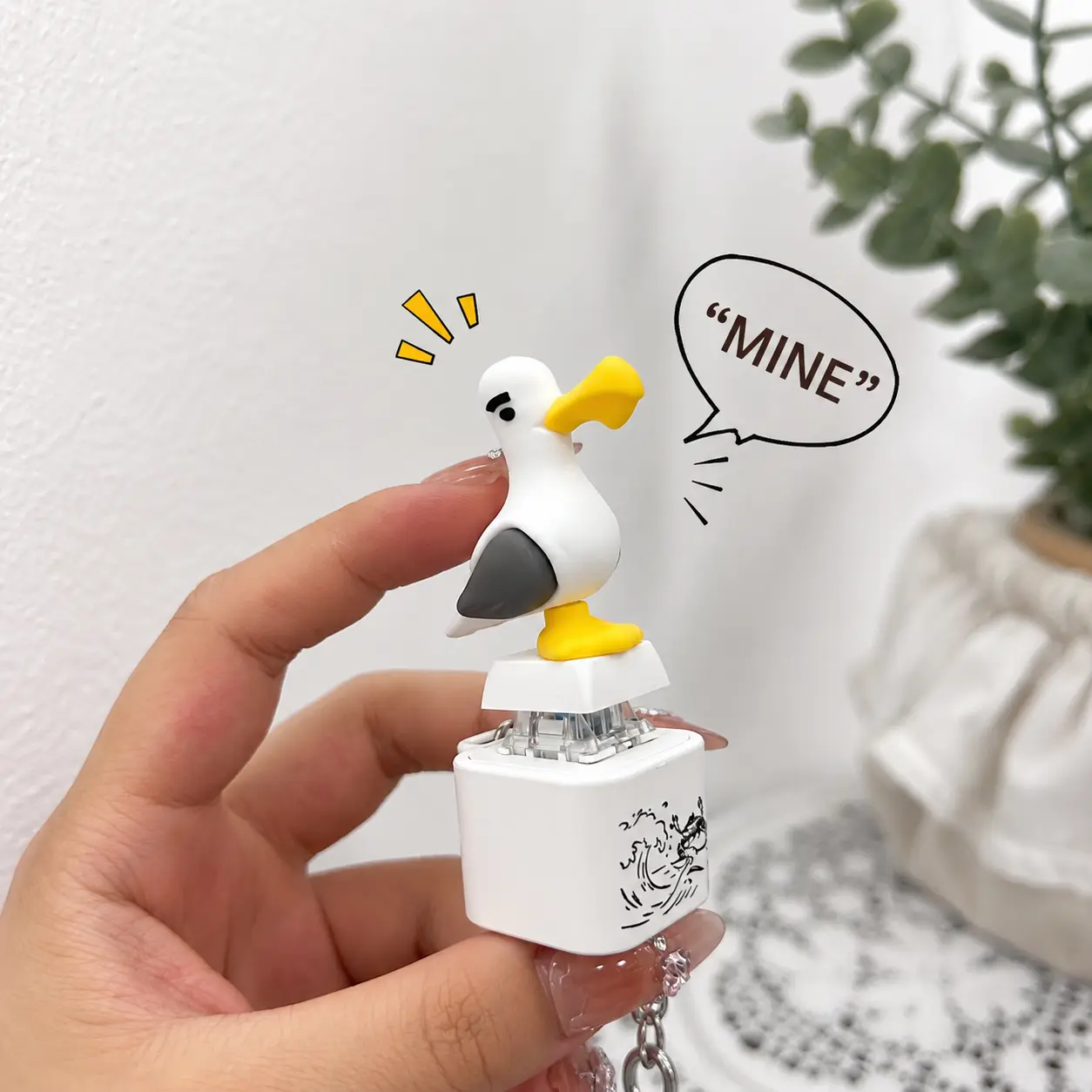 Mine Seagull Keychain